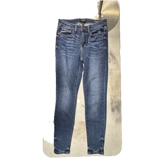 Judy Blue Jeans Womens 5 / 27 Blue Skinny Fit Button Distressed Denim Preppy - Picture 3 of 16